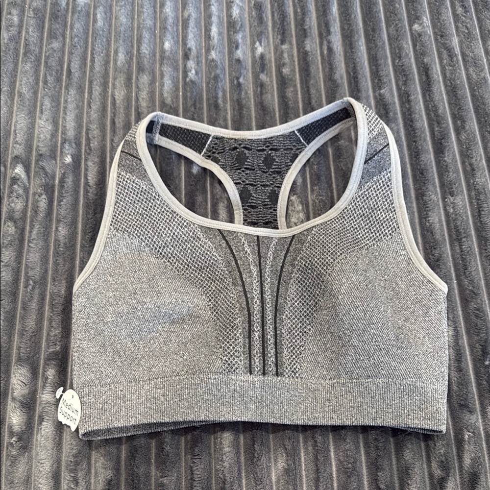 Seamless Gray Sports Bra